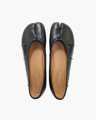 Wrinkles Tabi Ballet Flats