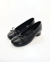 Bow Tie Tabi Pumps